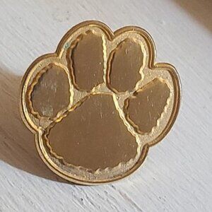 Bear Cub Paw Claw Vintage Lapel Pin Badge